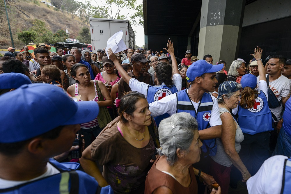 Argentina Sends First Humanitarian Aid Shipment to Venezuela