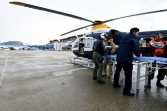 Argentine and Chilean Navies Carry Out Air Evacuation Exercise