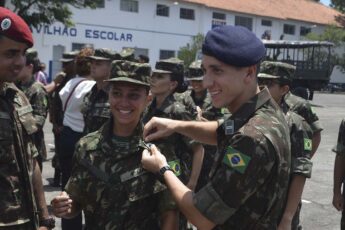 Brazilian Army Trains Female NCOs in War Studies