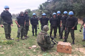 Brazilian and Peruvian Service Members Attend Humanitarian Demining Course