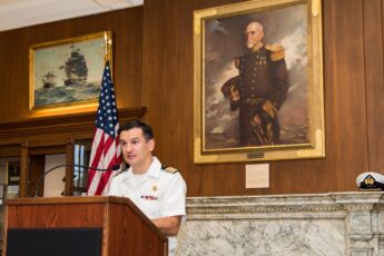 Chilean Officer Stands Out at U.S. Naval War College