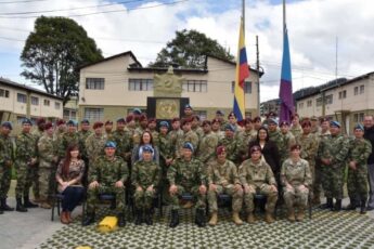 U.S. Army Officers Earn Colombian Certification