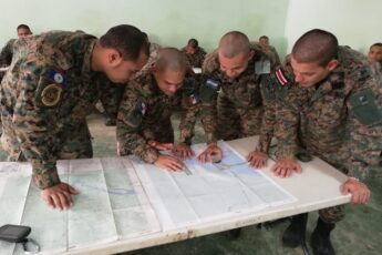 Central American Forces Receive Land Exploration Training