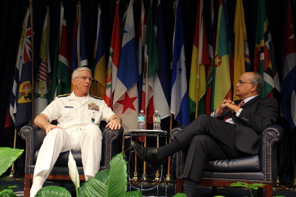 O Almirante de Esquadra Faller, comandante do Comando Sul dos Estados Unidos, está otimista quanto à crise na Venezuela