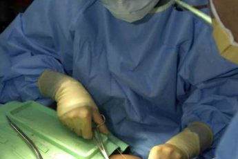 Comfort Surgeons Remove Bullet Fragments, Shrapnel from Colombian Man’s Jaw