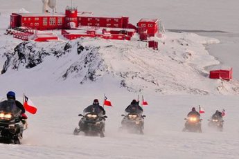 The Chilean and Argentine Armies Conduct the Land SAR 2011 Joint Exercise in Antarctica