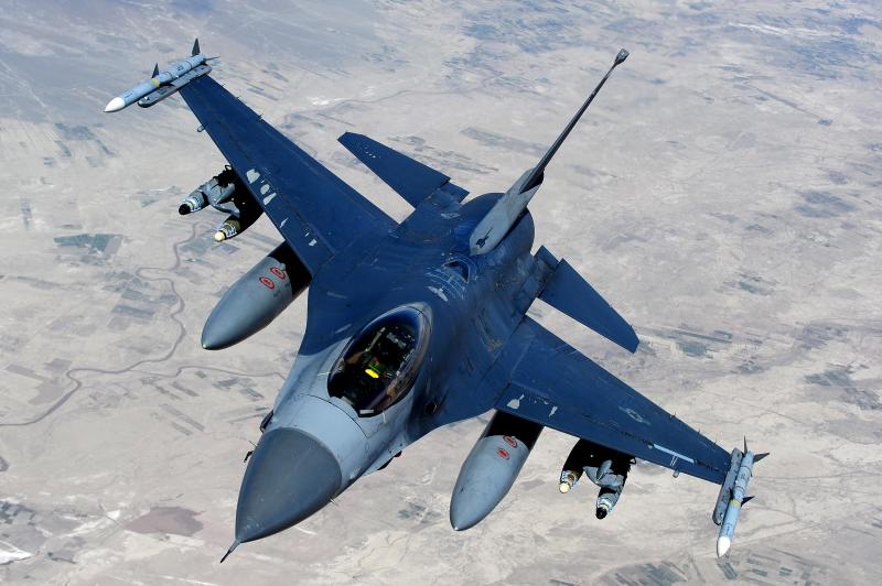 Iraq Makes First Payment for 18 F-16 Fighters