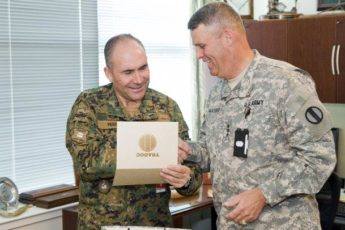 Chilean General Tours U.S. Army Training and Doctrine Command