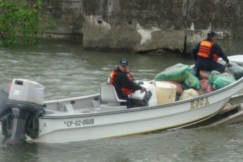Colombia Seizes Drugs in “Go-Fast” Speedboat