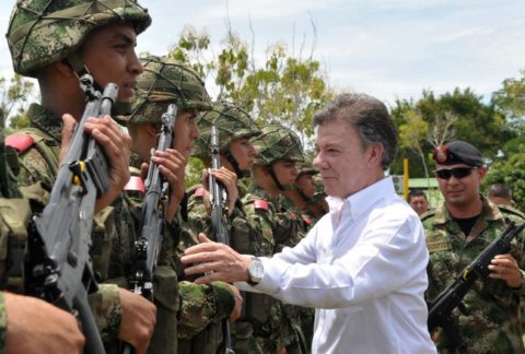 Santos Praises the Army for Killing FARC Leader