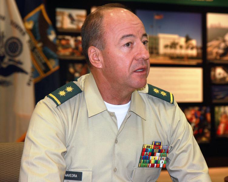 Colombian General Shares Military Experiences about Demobilization with U.S. Southern Command
