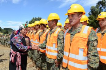 Chilean Armed Forces Encourage Indigenous Persons to Join Their Ranks
