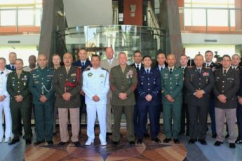 Sargentos mayores de Sudamérica se enfocan en la profesionalización de sus tropas