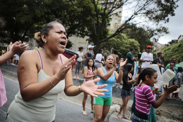 Como o regime de Maduro prejudica a mulher venezuelana