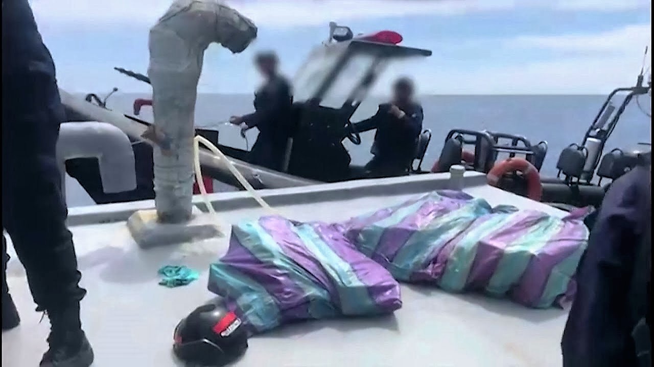 Narcosubmarino capturado en Perú llevaba más de 1 tonelada de cocaína a México