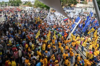 Venezuela: Relatório revela aumento das manifestações públicas em outubro