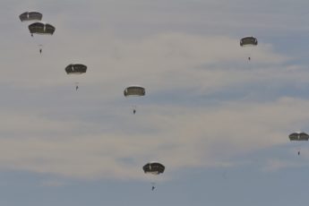SOUTHCOM anuncia ejercicio aerotransportado entre Colombia y Ejército Sur de los EE. UU. y División Aerotransportada N.º 82