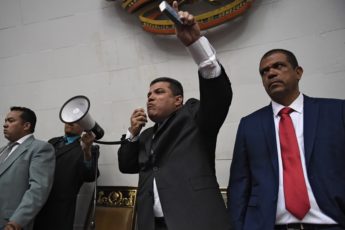 US Sanctions Luis Parra and Six Other Venezuelan Lawmakers