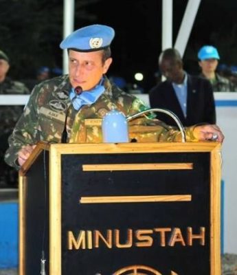 El comandante de MINUSTAH afirma que la acción coordinada de ayuda en Haití mejora mucho respecto a la del terremoto de 2010