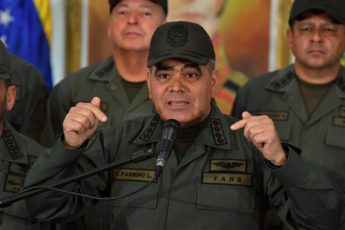 Vladimir Padrino, o poder das sombras na Venezuela