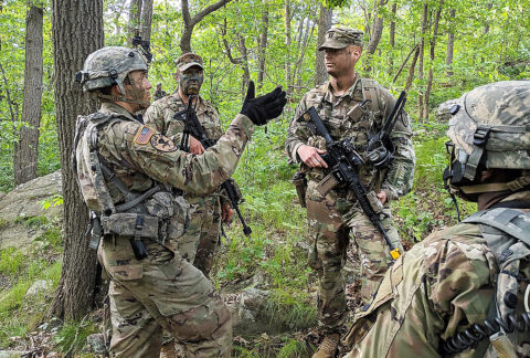 SOUTHCOM desplegará equipo de asesores del Ejército de los EE. UU. para apoyar cooperación en operaciones reforzadas antinarcóticos con Colombia