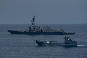 USS Halsey Completes PASSEX with Guatemalan Navy