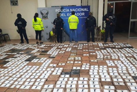 Ecuador combate al narcotráfico con apoyo de EE. UU.