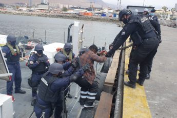Marinha do Chile realiza a maior apreensão de cocaína