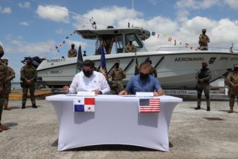 Panamá e Estados Unidos assinam acordo de entendimento sobre segurança marítima