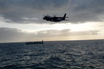 Armada de Chile incrementa vigilancia frente a la amenaza de la flota pesquera china