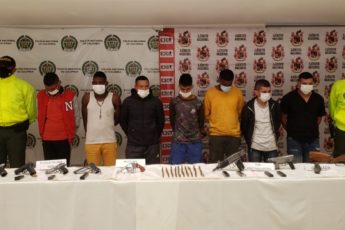Ejército de Colombia captura a miembros de disidencia de las FARC