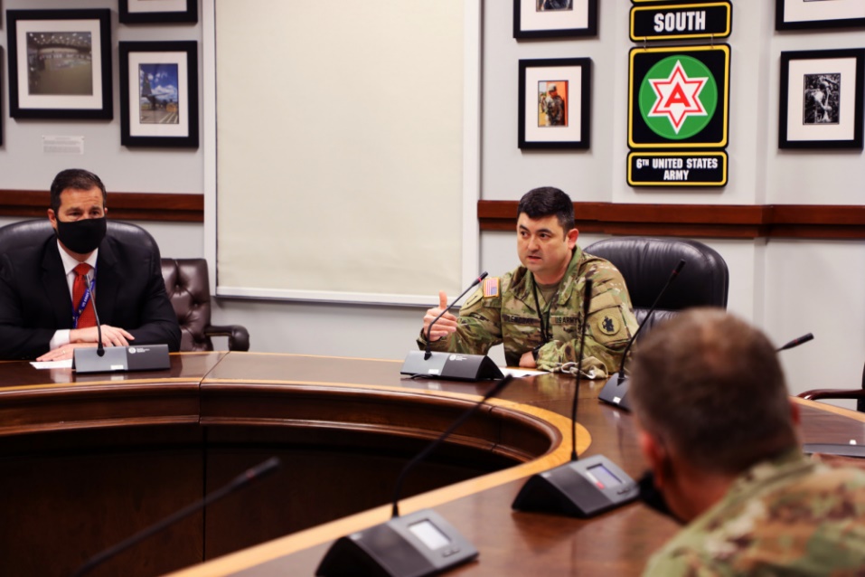 El Ejército Sur y la SFAB N.º 1 finalizan semana de preparación de misión para la Operación Escudo del Álamo
