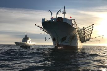 Argentina crea el Comando Conjunto Marítimo para combatir la depredación pesquera
