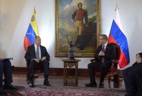 Rusia reafirma su respaldo a Venezuela con firma de acuerdos
