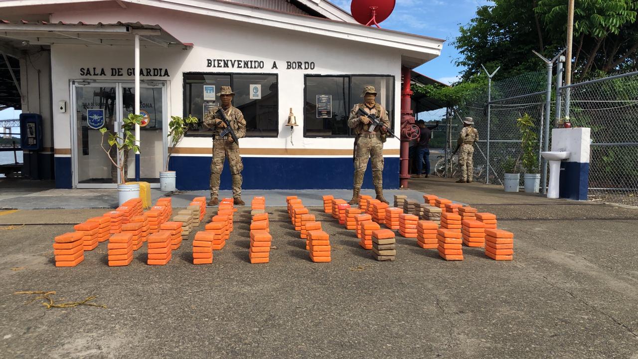 Panamá incauta 2,7 toneladas de drogas en interdicciones marítimas