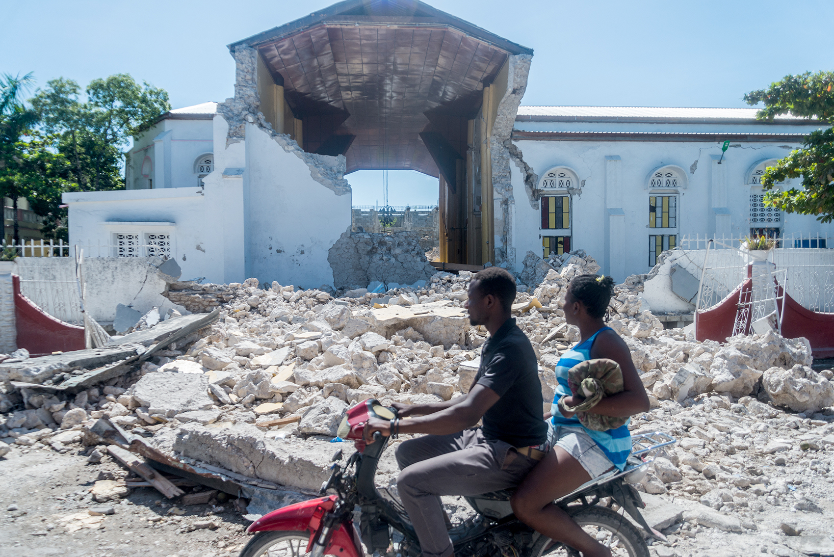 Death Toll In Massive Haiti Quake Jumps To Over 1,419