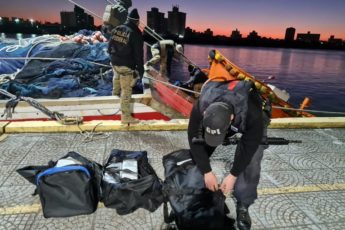 Brazilian Federal Police Seizes Nearly 4 Tons of Cocaine in Fishing Boats