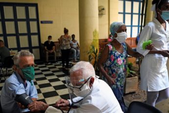 Cuba recebe oxigênio graças ao regime da Venezuela