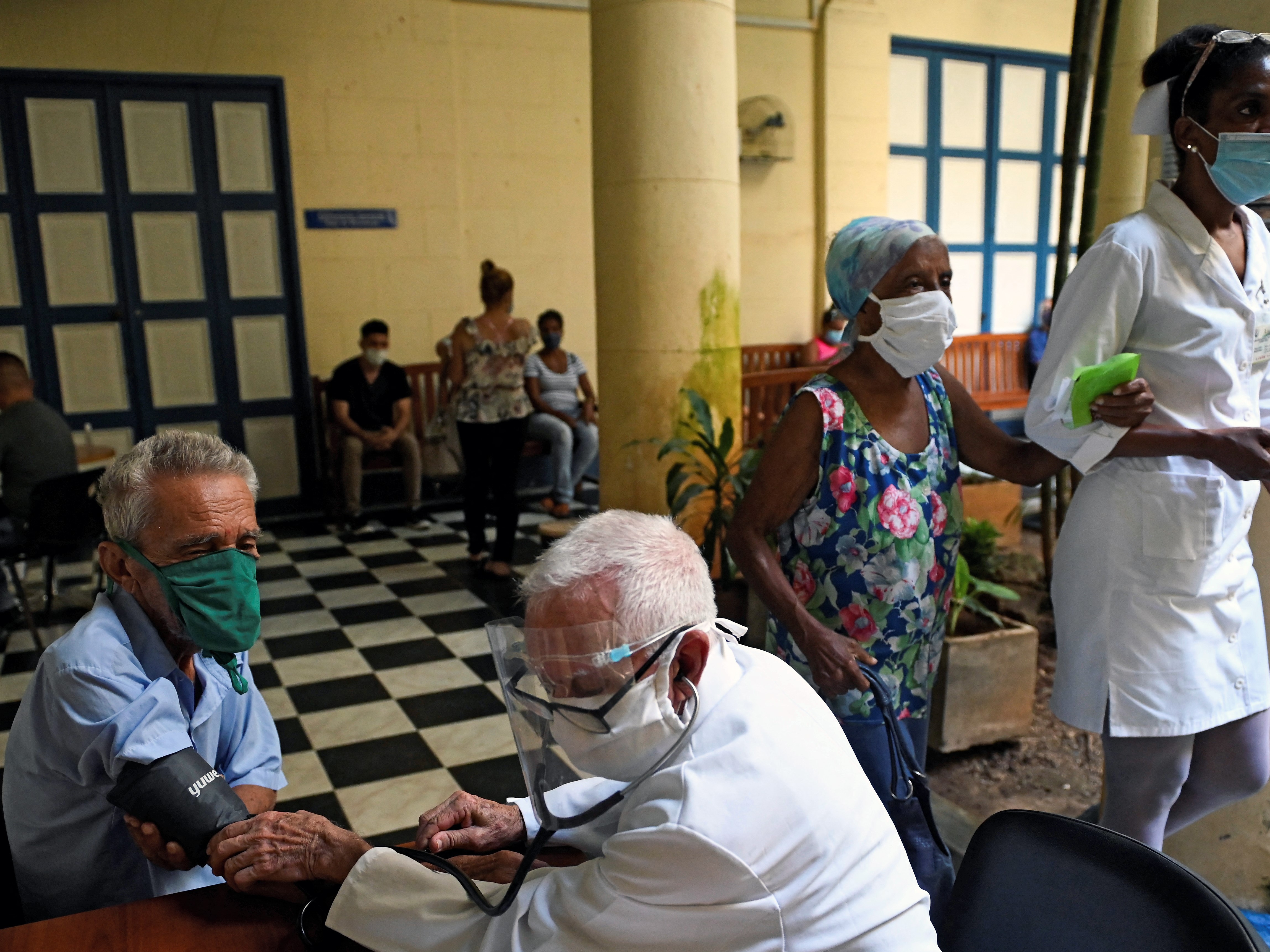 Cuba recibe oxígeno gracias al régimen de Venezuela