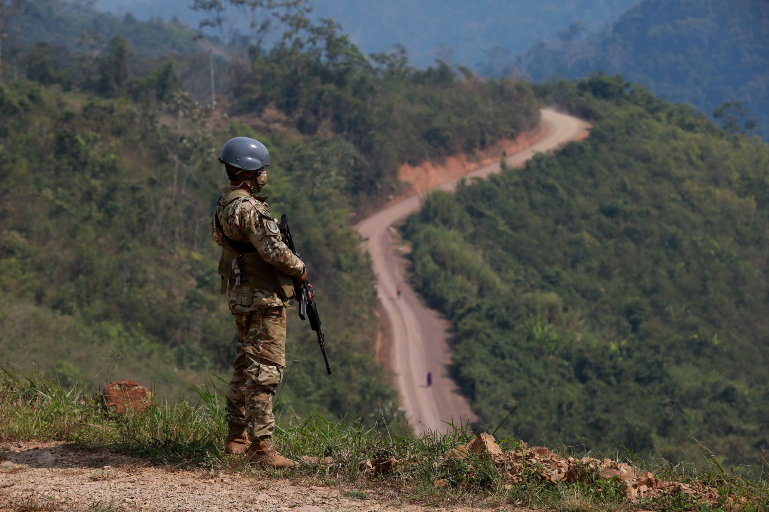 Peru destrói poços de maceração e acampamentos terroristas
