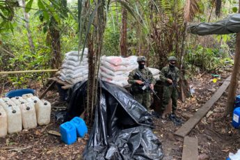 Fuerzas Militares de Colombia destruyen mega laboratorio de cocaína de disidencias de las FARC