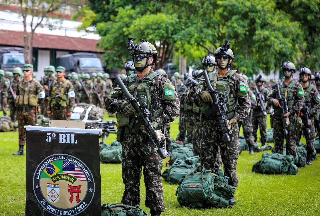 Exércitos Brasileiro e dos EUA realizam exercício militar conjunto sem precedentes