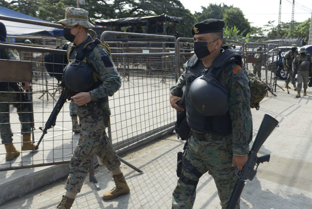 Ecuador Seizes 16 Tons of Drugs during State of Emergency - Diálogo ...