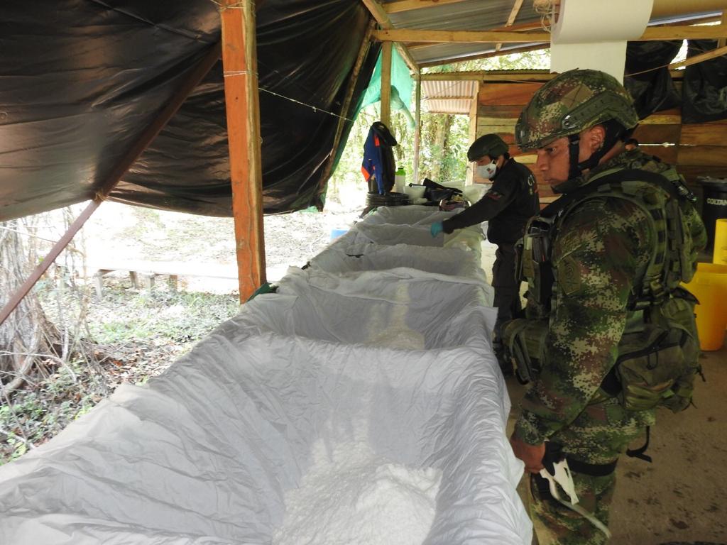 Ejército de Colombia incauta más de 6 toneladas de cocaína