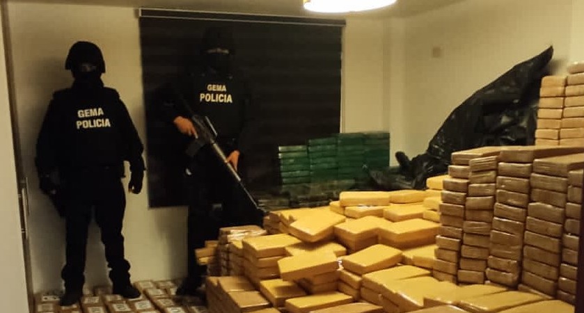 Ecuador Seizes Nearly 14 Tons of Cocaine from International Narcotrafficking