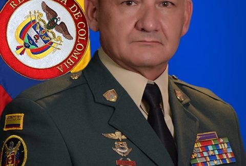 Sargento Mayor del Comando Conjunto Luis Alfredo Bueno, de las Fuerzas Militares de Colombia