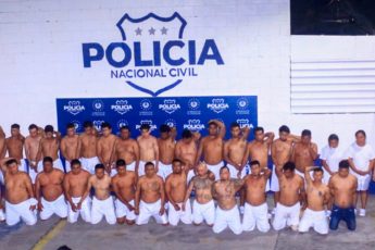 El Salvador combate a gangues durante estado de emergência
