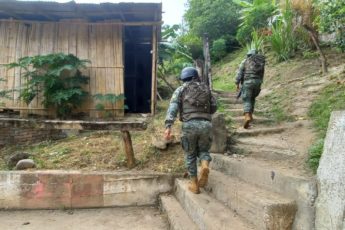 Ecuador golpea al narcotráfico y delincuencia en la frontera con Colombia