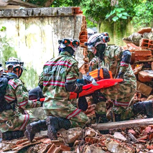 Colombian Army, Certified to Handle Major Emergencies