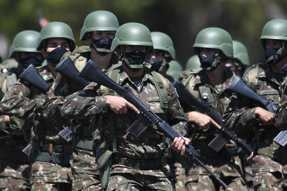 O Poder E A Influência: Suas Aplicações Nas Organizações Militares Do Exército Brasileiro